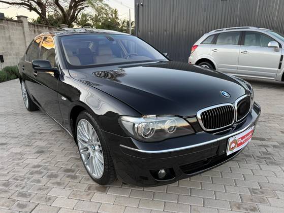 BMW 750i 4.8 SEDAN V8 32V GASOLINA 4P AUTOMÁTICO